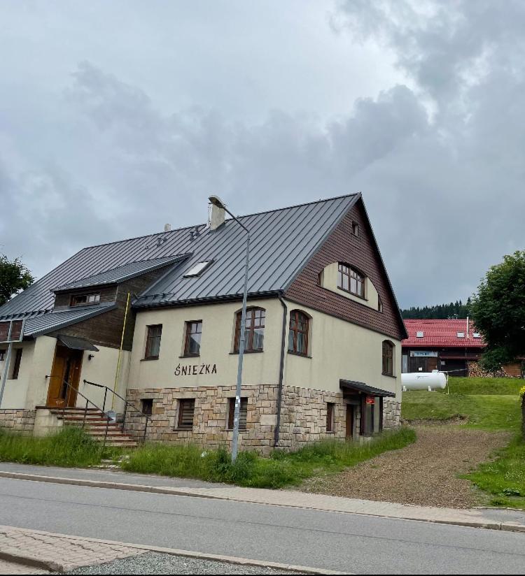 Sniezka Appartement Duszniki Zdrój Buitenkant foto